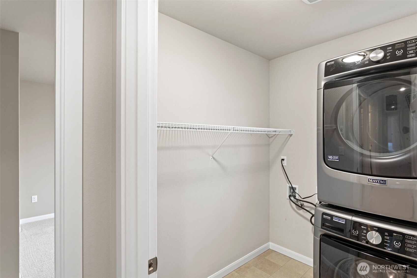 17913 38th Drive Southeast, Unit 20 Bothell, WA 98012 - Photo 19 of 32 a utility room with dryer and washer