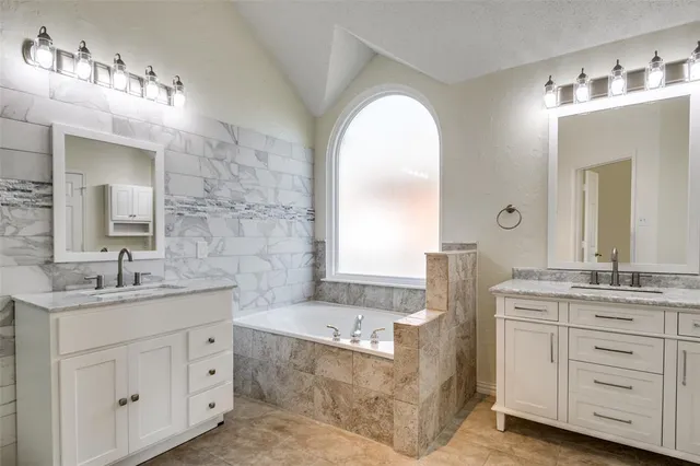 $450,000 | 7120 Hillshire Lane, Sachse, TX 75048