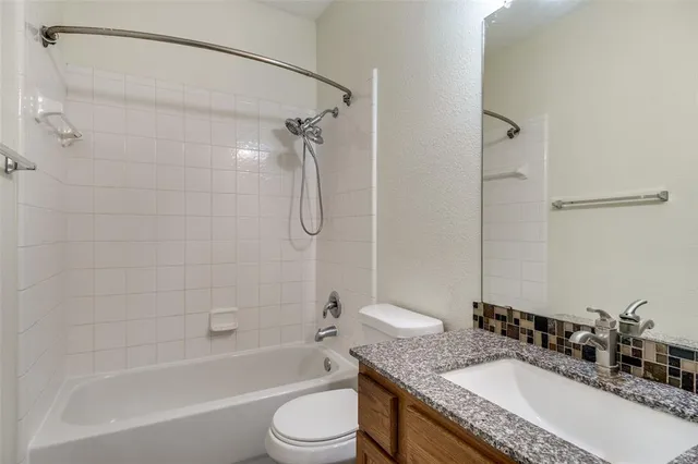 $450,000 | 7120 Hillshire Lane, Sachse, TX 75048