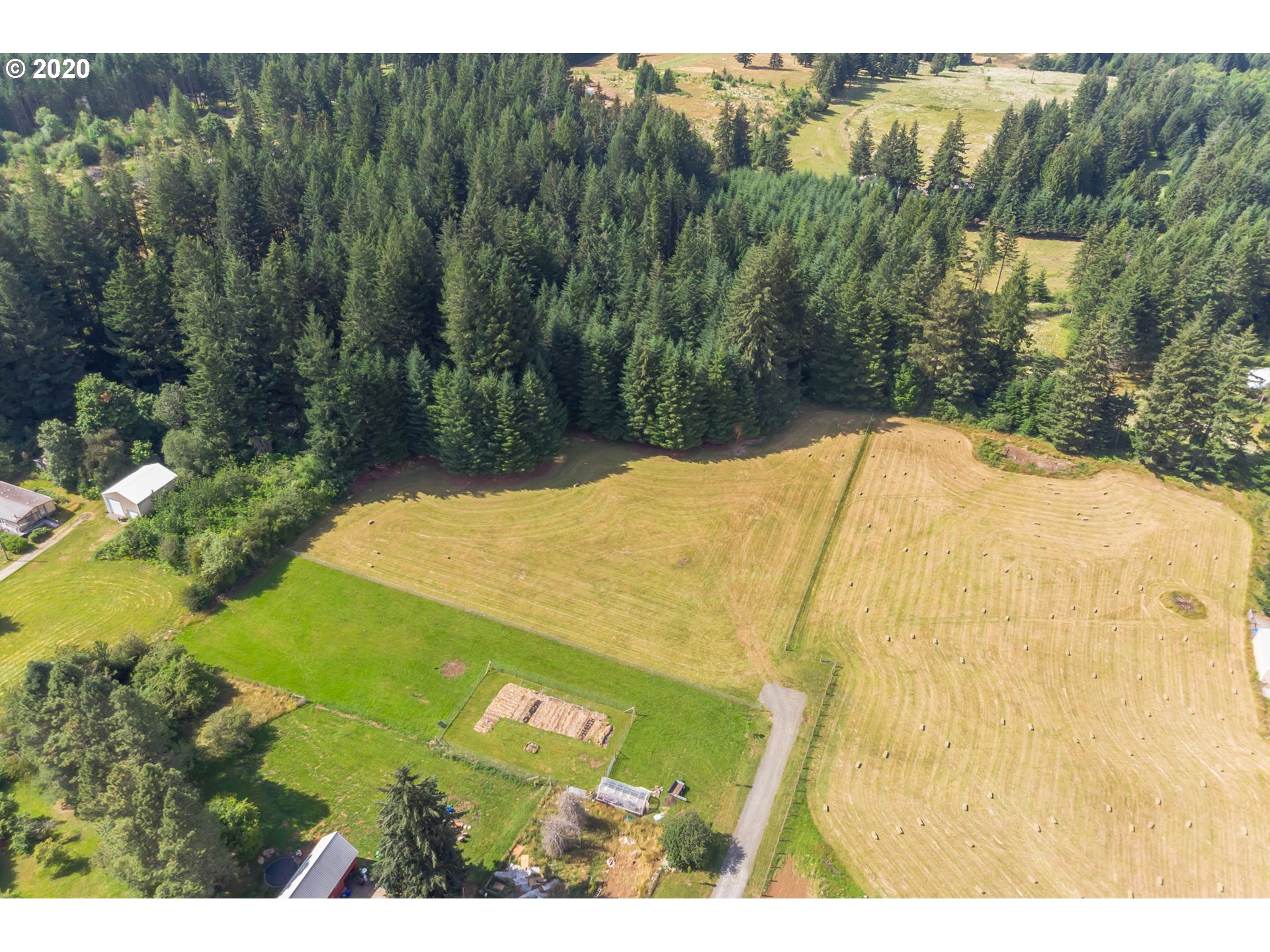 21353 South Upper Highland Road Beavercreek, OR 97004 - Photo 5 of 23 Gallery Image 5