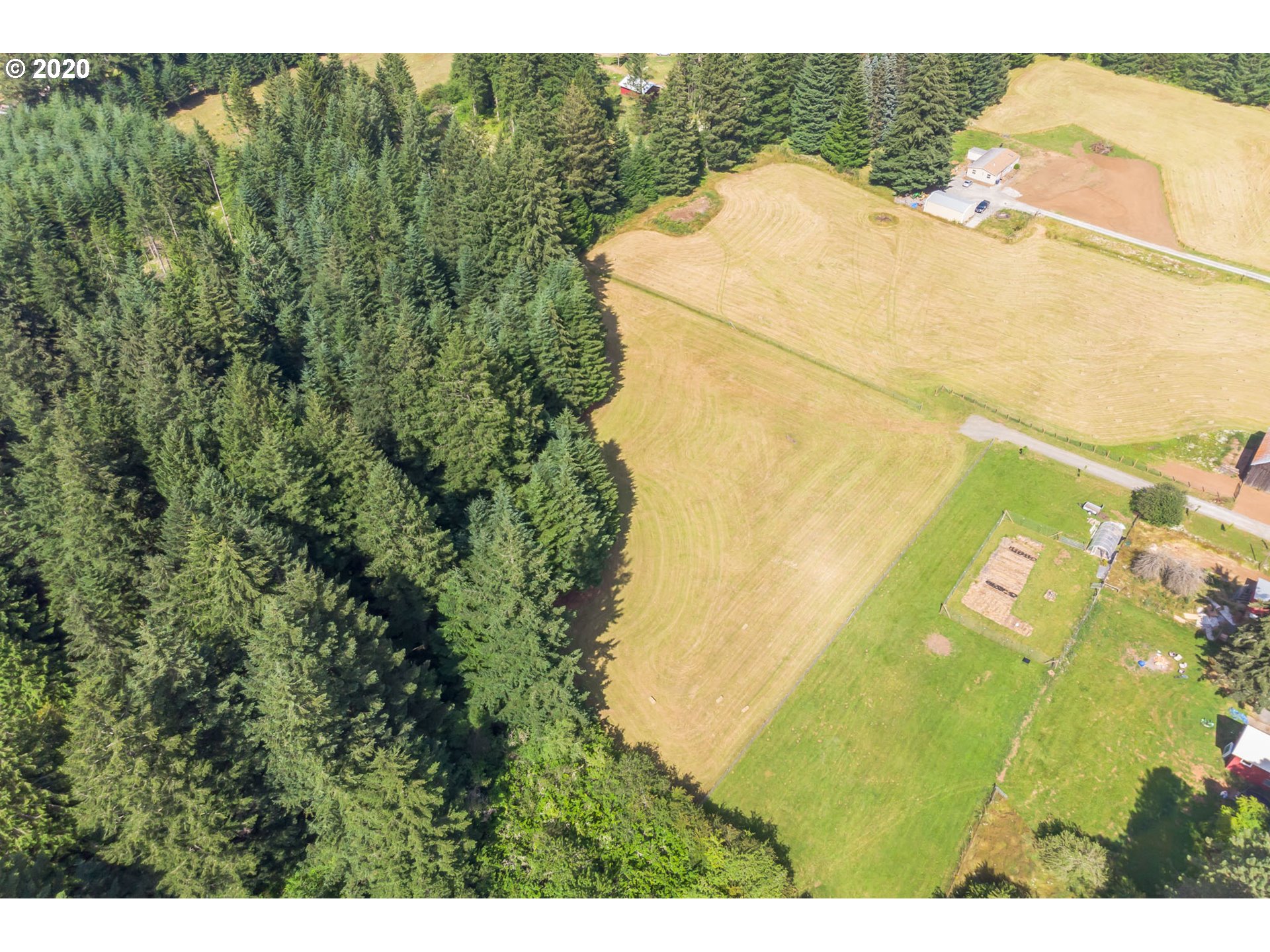 21353 South Upper Highland Road Beavercreek, OR 97004 - Photo 7 of 23 Gallery Image 7