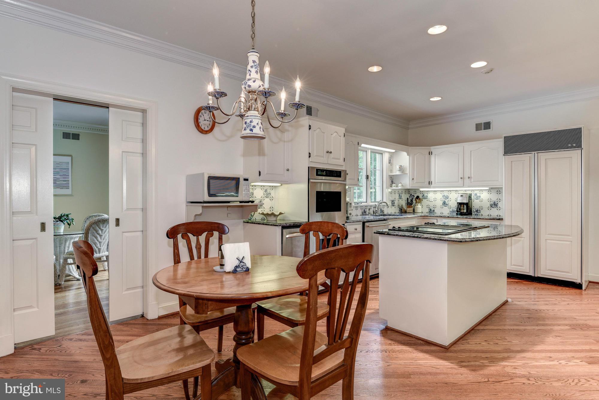 6513 Kenhill Road Bethesda, MD 20817 - Photo 10 of 27 Kitchen