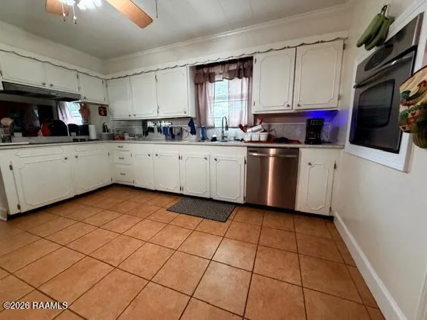 $306,000 | 507 Eaton Drive, Abbeville, LA 70510