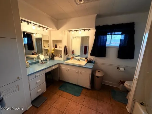 $306,000 | 507 Eaton Drive, Abbeville, LA 70510