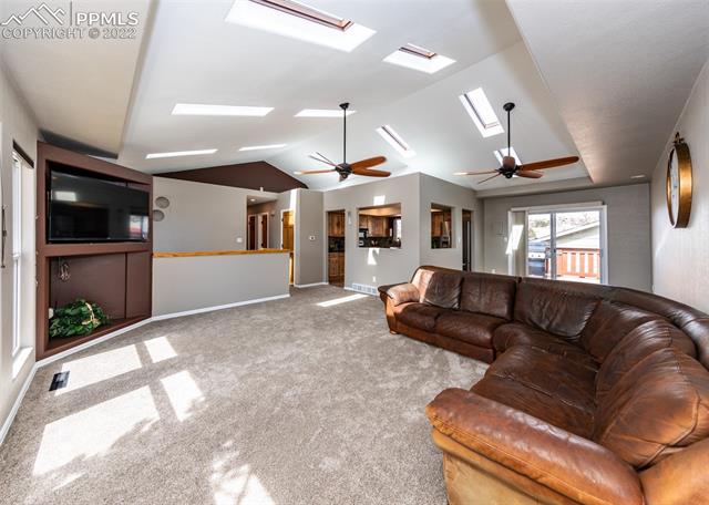 4635 Ranch Circle Colorado Springs, CO 80918 - Photo 7 of 38 Gallery Image 7