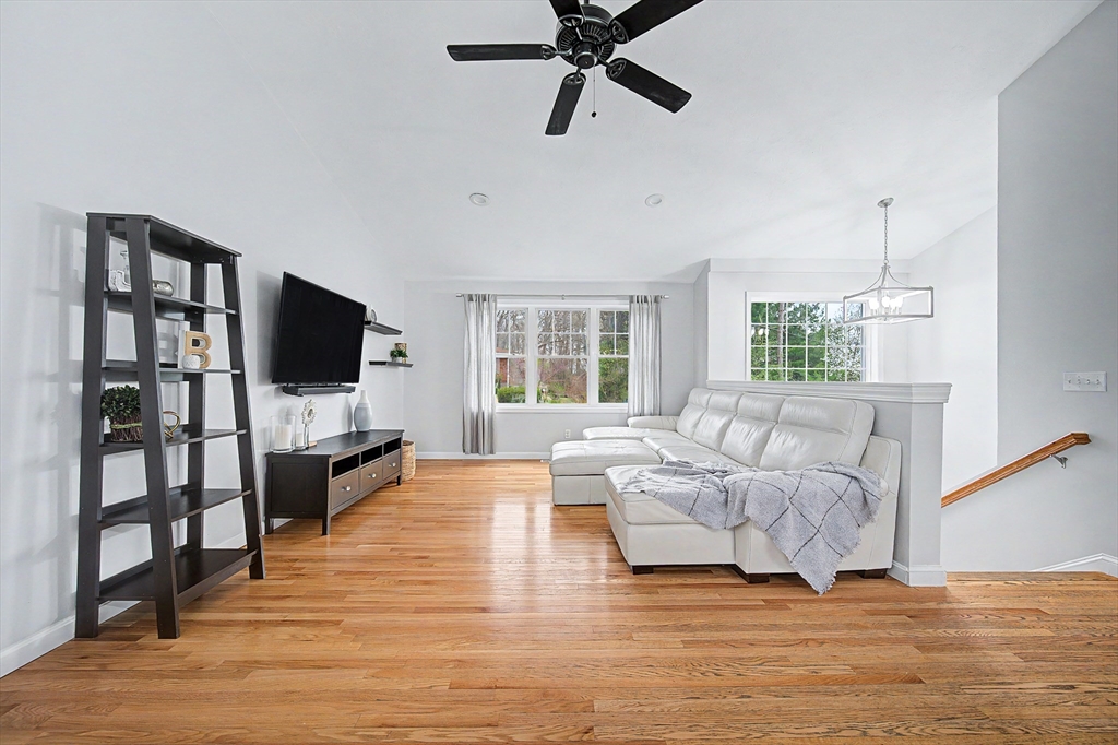 7 Cadman Street Worcester, MA 01604 - Photo 11 of 42