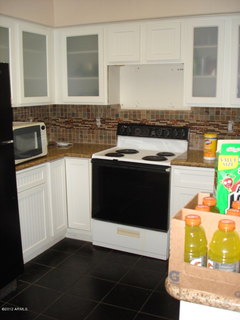 1338 West Escuda Road Phoenix, AZ 85027 - Photo 13 of 23 Kitchen 2