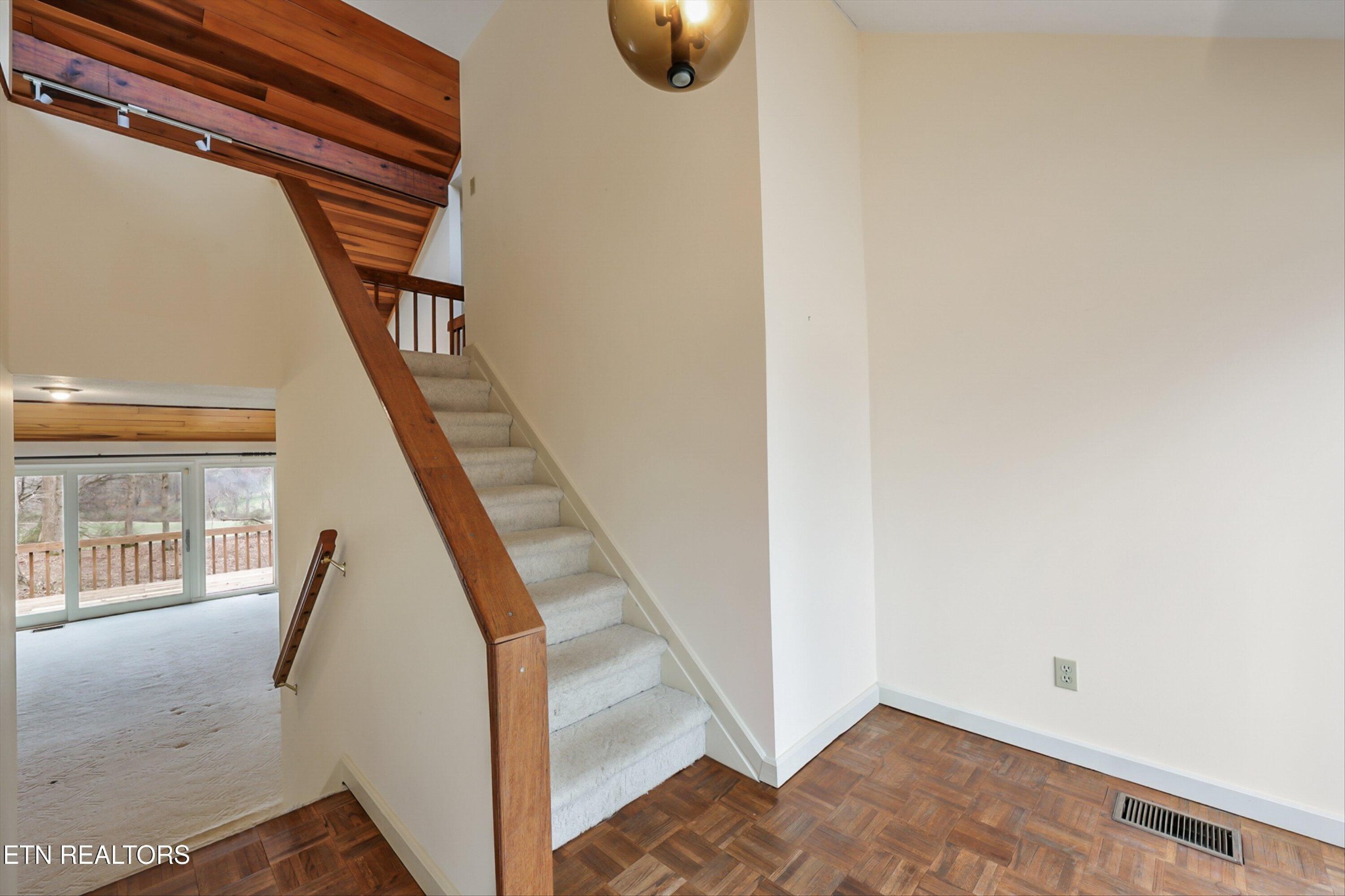 5207 Green Road Maryville, TN 37804 - Photo 6 of 49 Gallery Image 6