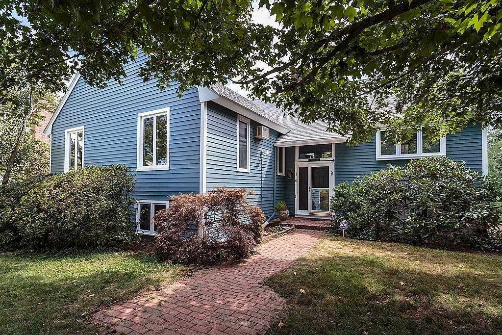 6 Overlook Road Stoneham, MA 02180 - Photo 1 of 30 Gallery Image 1