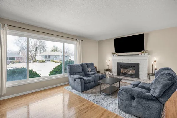 $699,900 | 6329 Halifax Avenue South, Edina, MN 55424