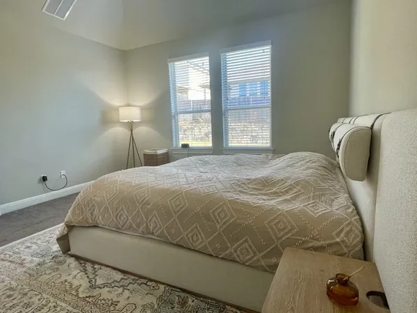 $2,500 | 217 Birkshire Drive, Georgetown, TX 78626