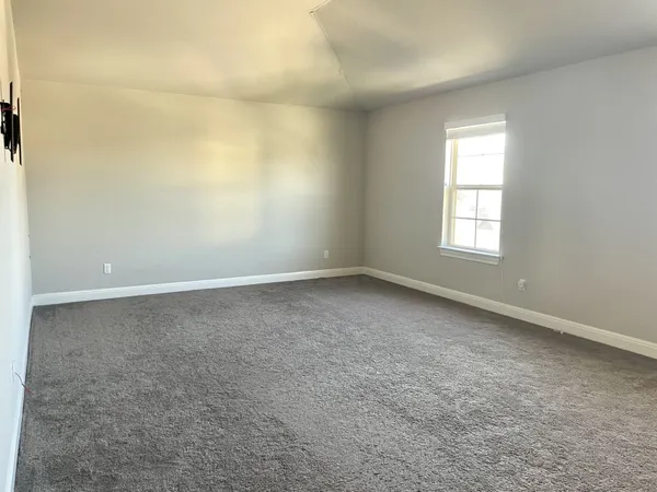$2,500 | 217 Birkshire Drive, Georgetown, TX 78626