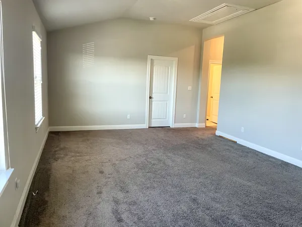 $2,500 | 217 Birkshire Drive, Georgetown, TX 78626
