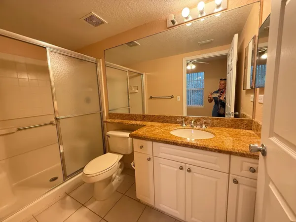 $2,400 | 6942 West Sample Road, Unit 6942, Pompano Beach, FL 33063
