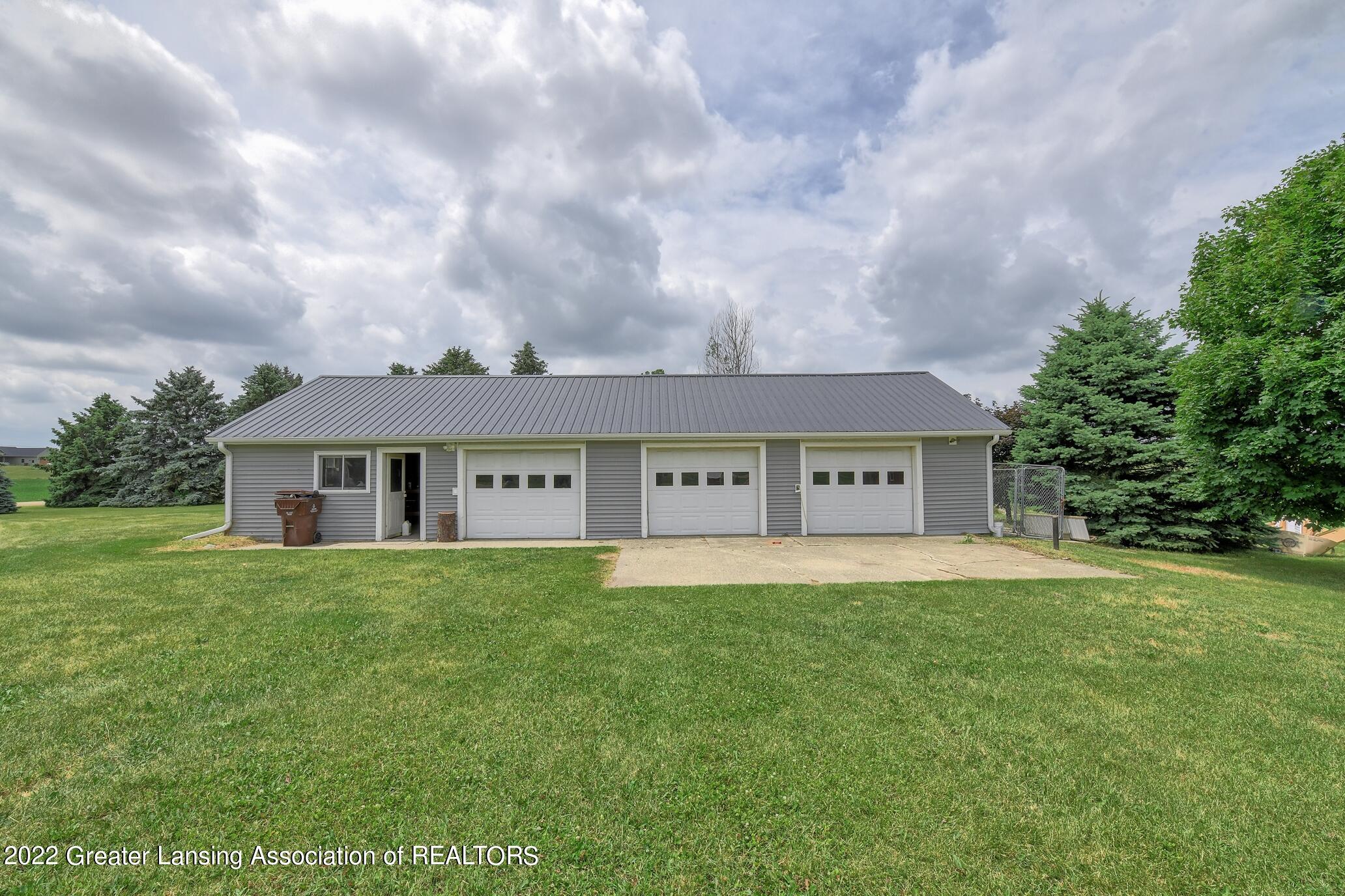 10909 Looking Glass Road Portland, MI 48875 - Photo 20 of 36 3 bay garage