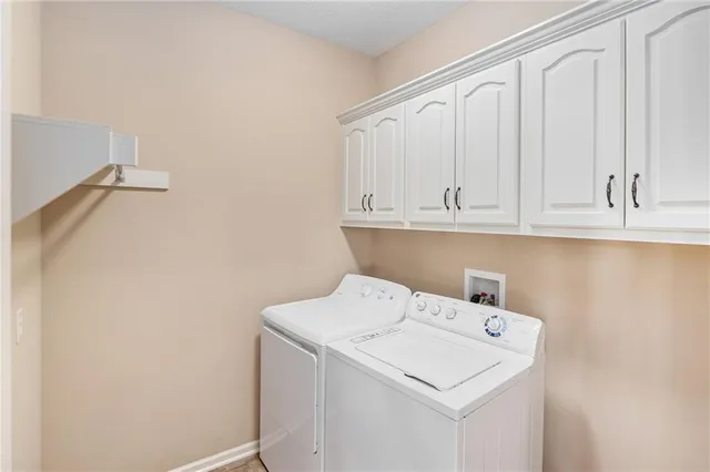 $465,000 | 1322 Rock Creek Court, Lansing, KS 66043