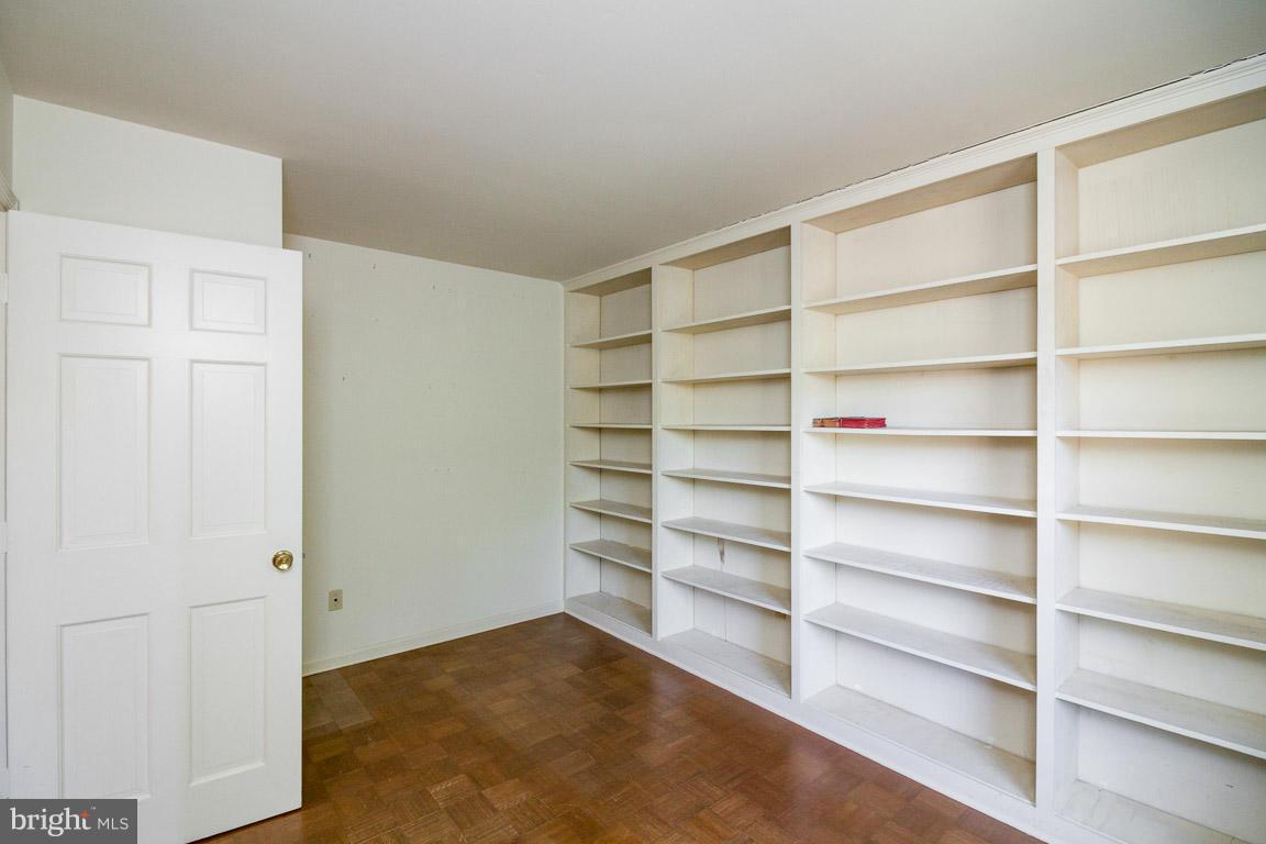 6033 Chesterbrook Road McLean, VA 22101 - Photo 11 of 24 a view of an empty walk in closet