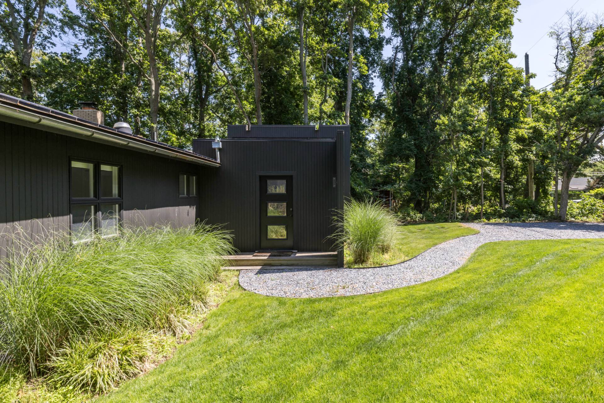 33 Bluff Point Road Sag Harbor, NY 11963 - Photo 4 of 23
