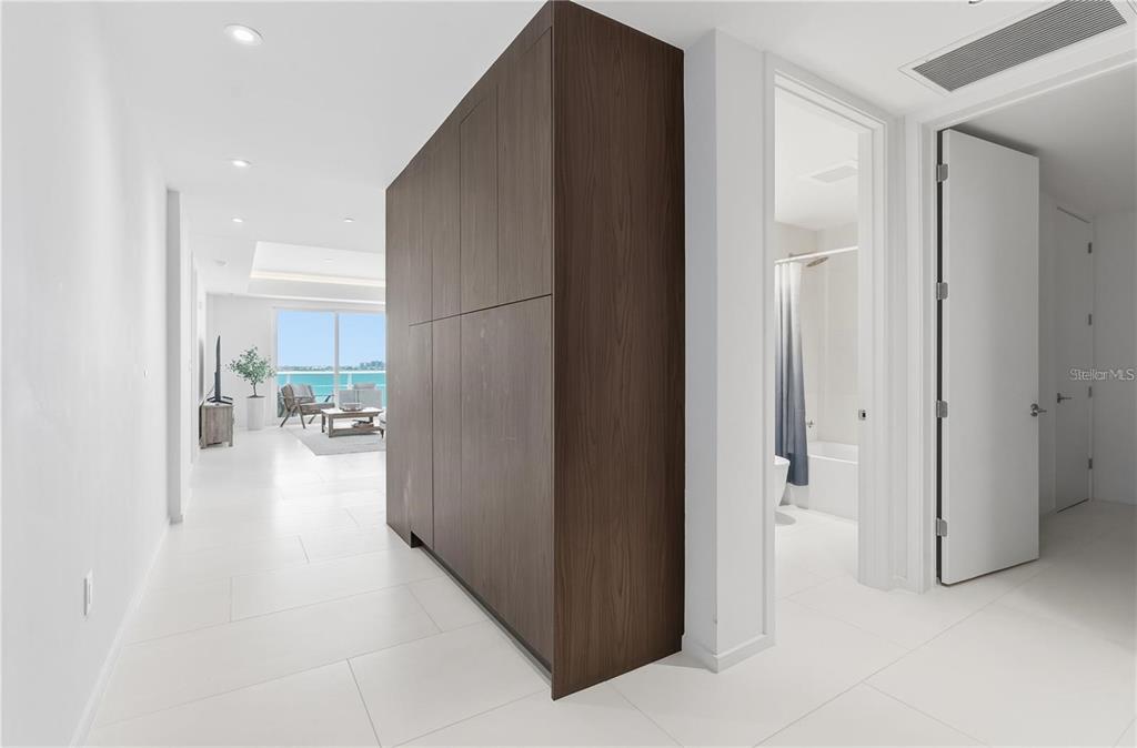 1020 Sunset Point Road, Unit 505 Clearwater, FL 33755 - Photo 8 of 24 Gallery Image 8