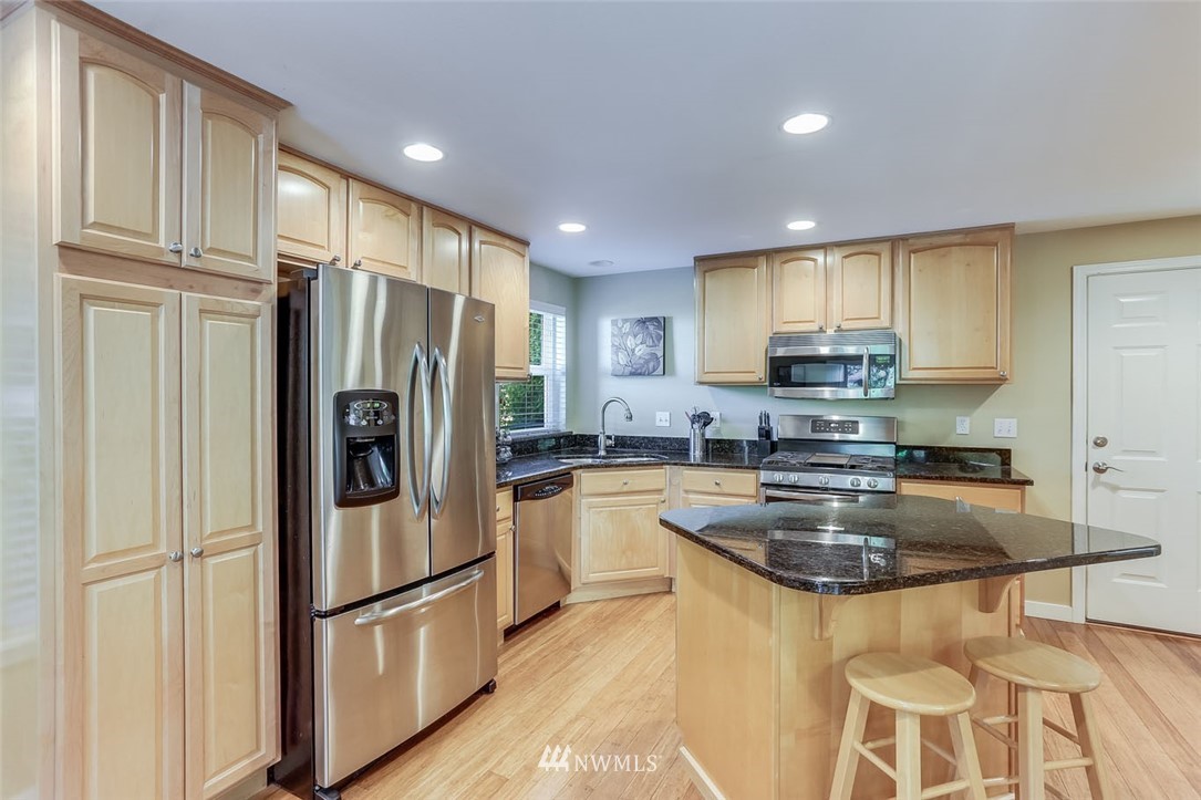 3915 Meadow Avenue North Renton, WA 98056 - Photo 13 of 30 Gallery Image 13