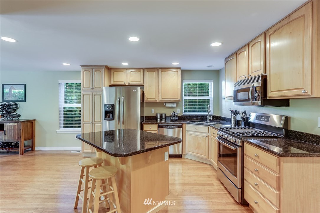 3915 Meadow Avenue North Renton, WA 98056 - Photo 14 of 30 Gallery Image 14
