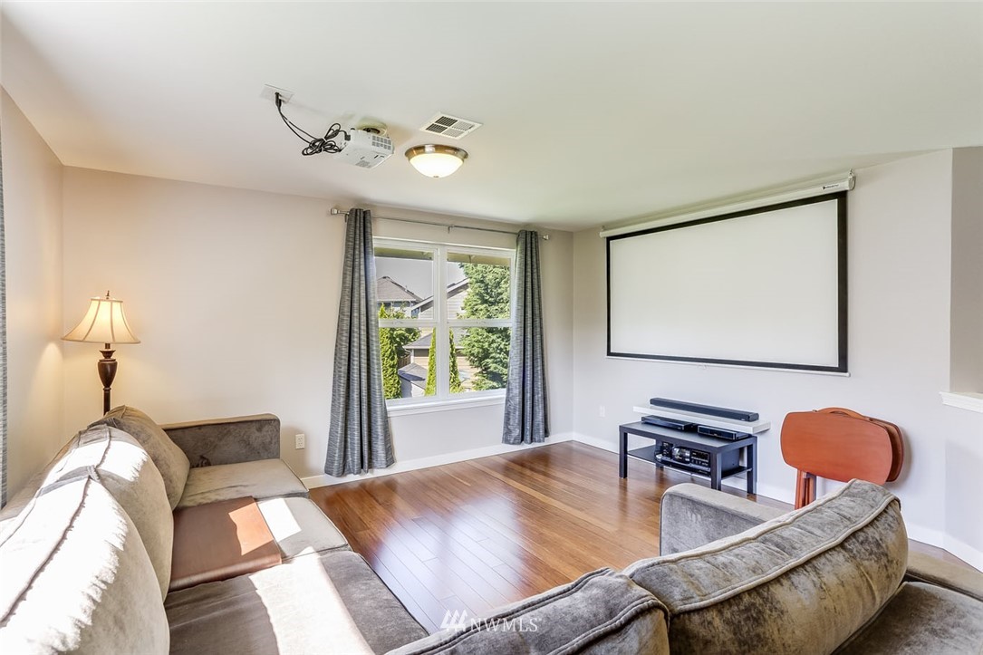 3915 Meadow Avenue North Renton, WA 98056 - Photo 20 of 30 Gallery Image 20