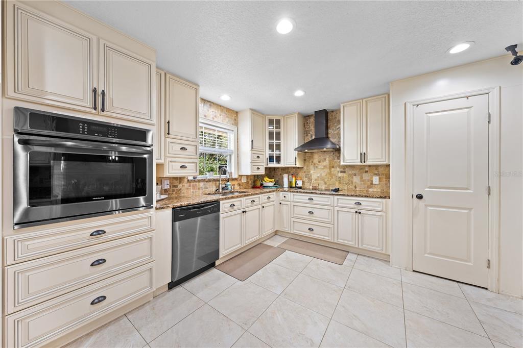 3575 Kaiser Avenue St. Cloud, FL 34772 - Photo 9 of 73