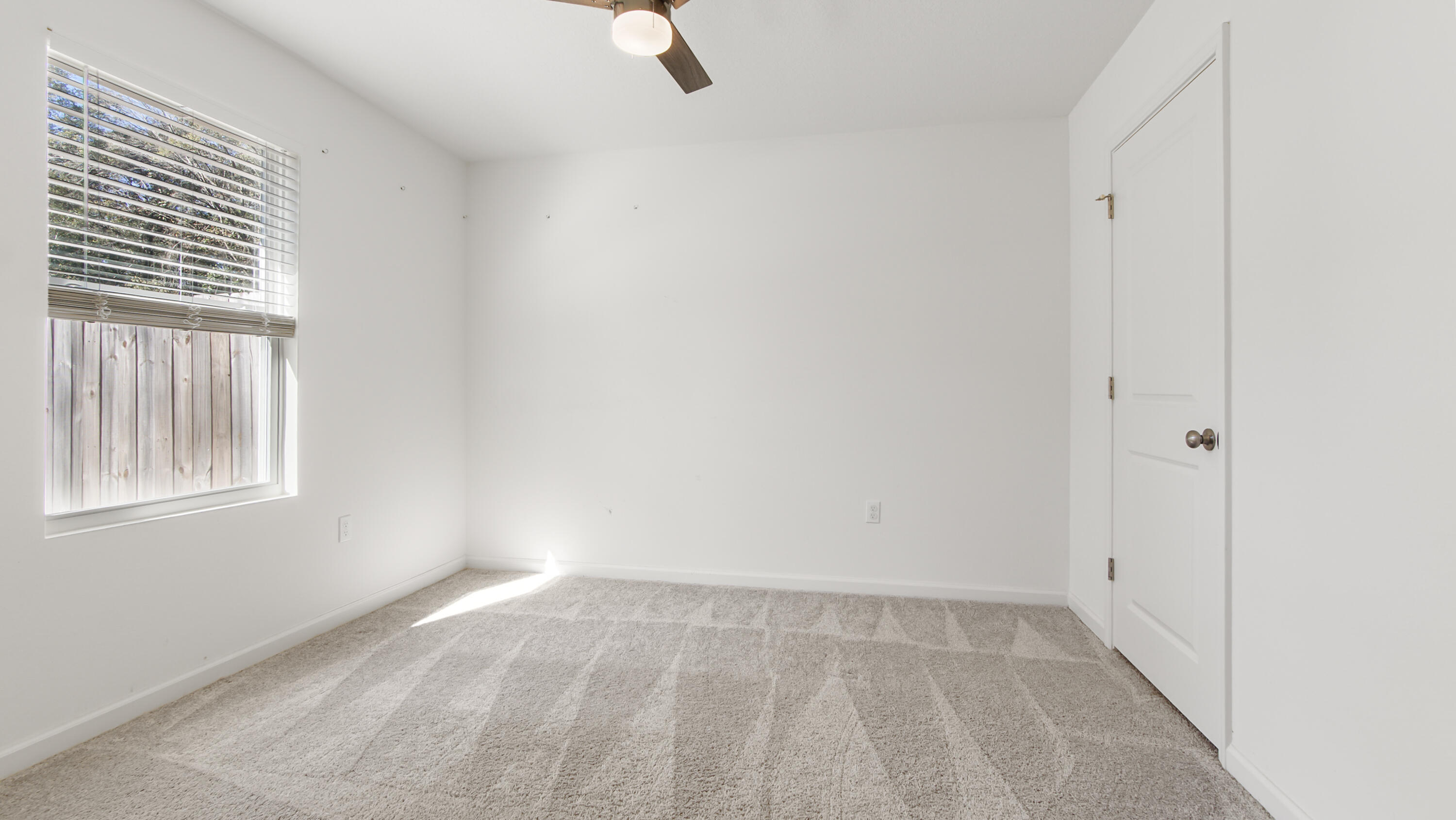 252 Squirrel Road DeFuniak Springs, FL 32433 - Photo 18 of 42 Bedroom2