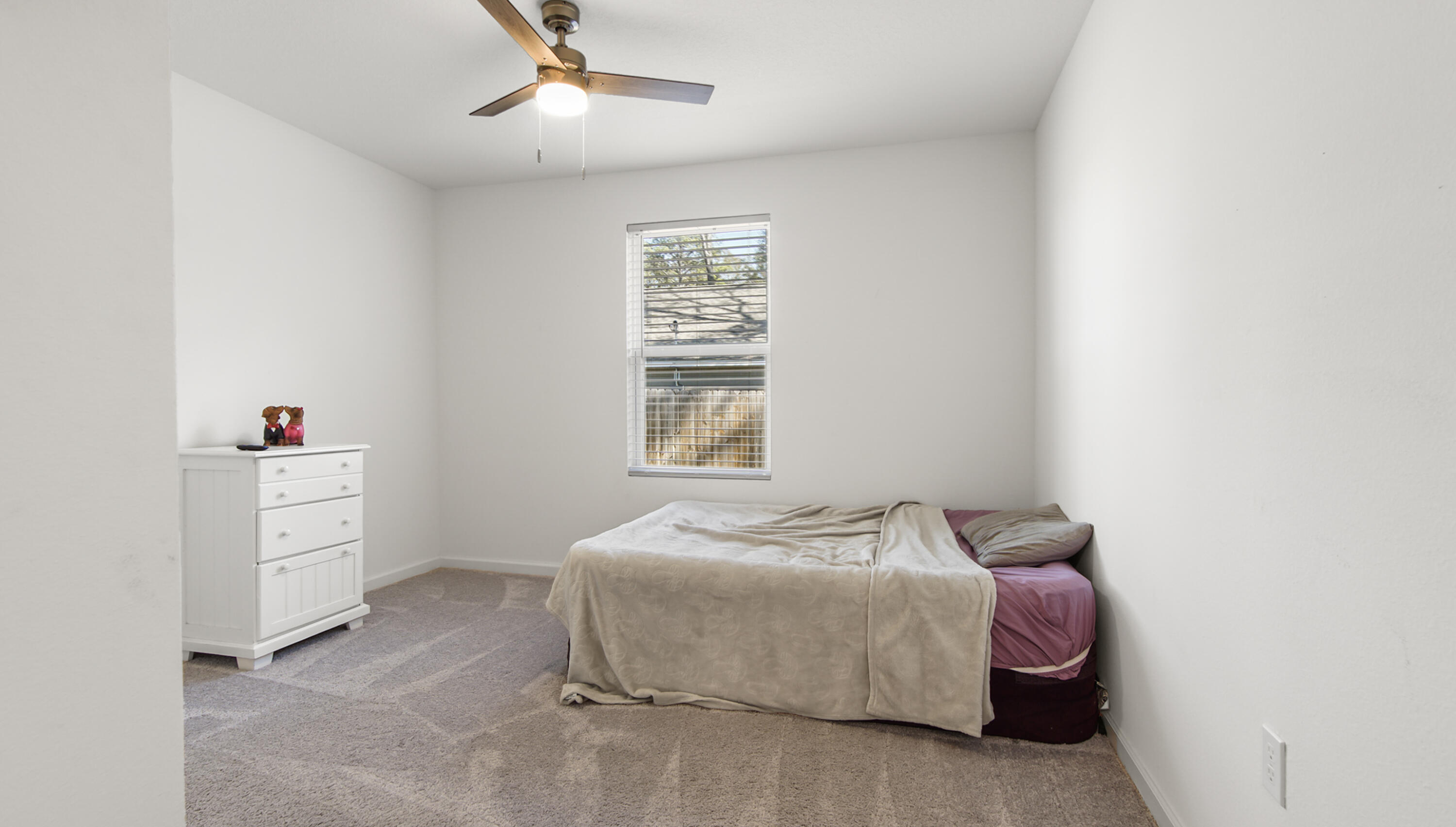 252 Squirrel Road DeFuniak Springs, FL 32433 - Photo 22 of 42 Bedroom3