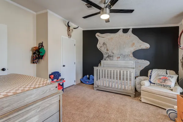 $225,000 | 1328 N Avenue, Tahoka, TX 79373