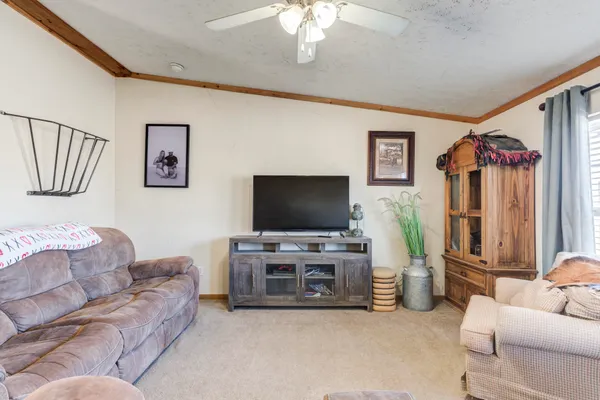 $225,000 | 1328 N Avenue, Tahoka, TX 79373