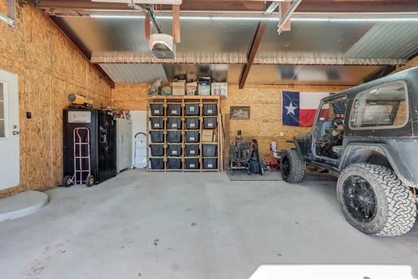 $225,000 | 1328 N Avenue, Tahoka, TX 79373