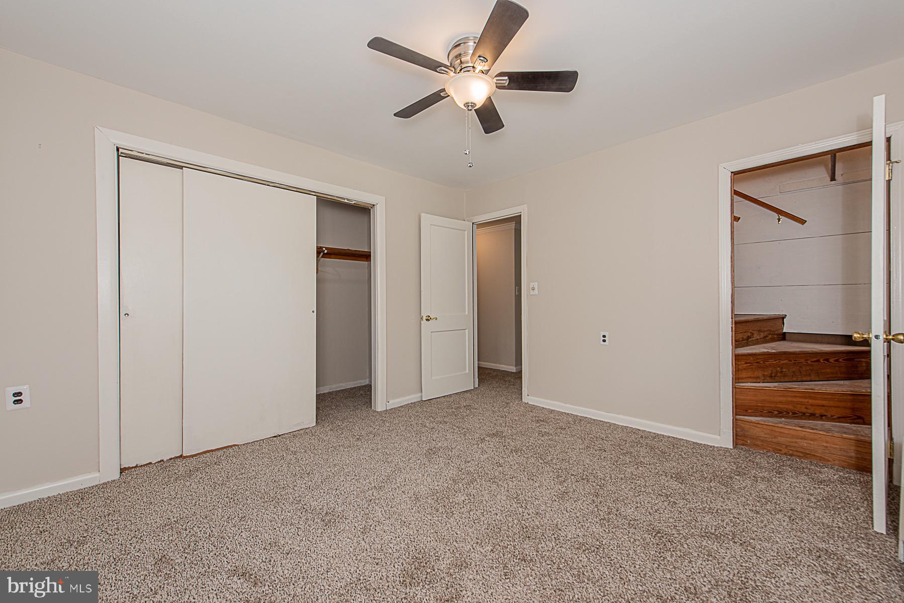 8024 Ridgely Oak Road Baltimore, MD 21234 - Photo 14 of 28