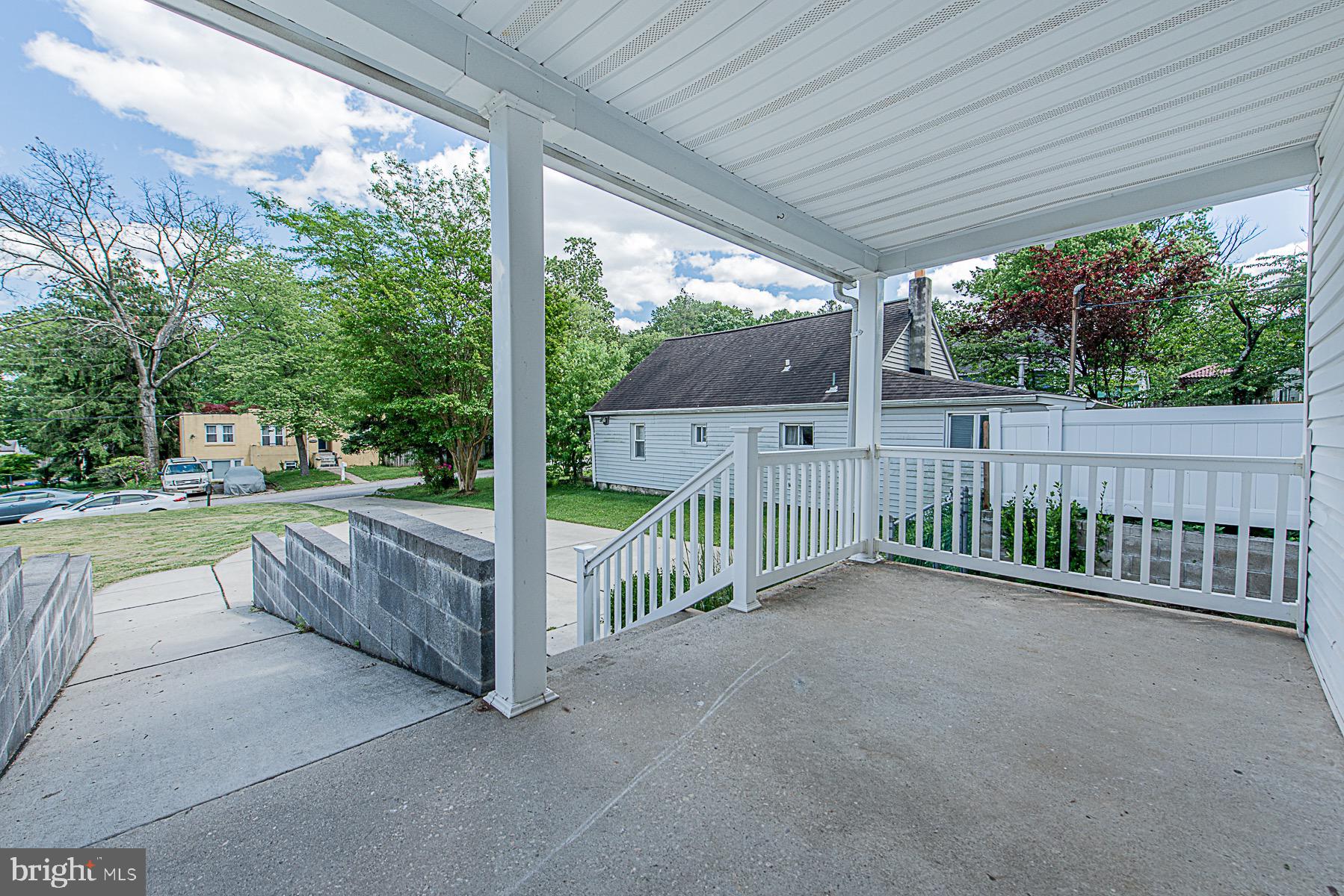8024 Ridgely Oak Road Baltimore, MD 21234 - Photo 3 of 28