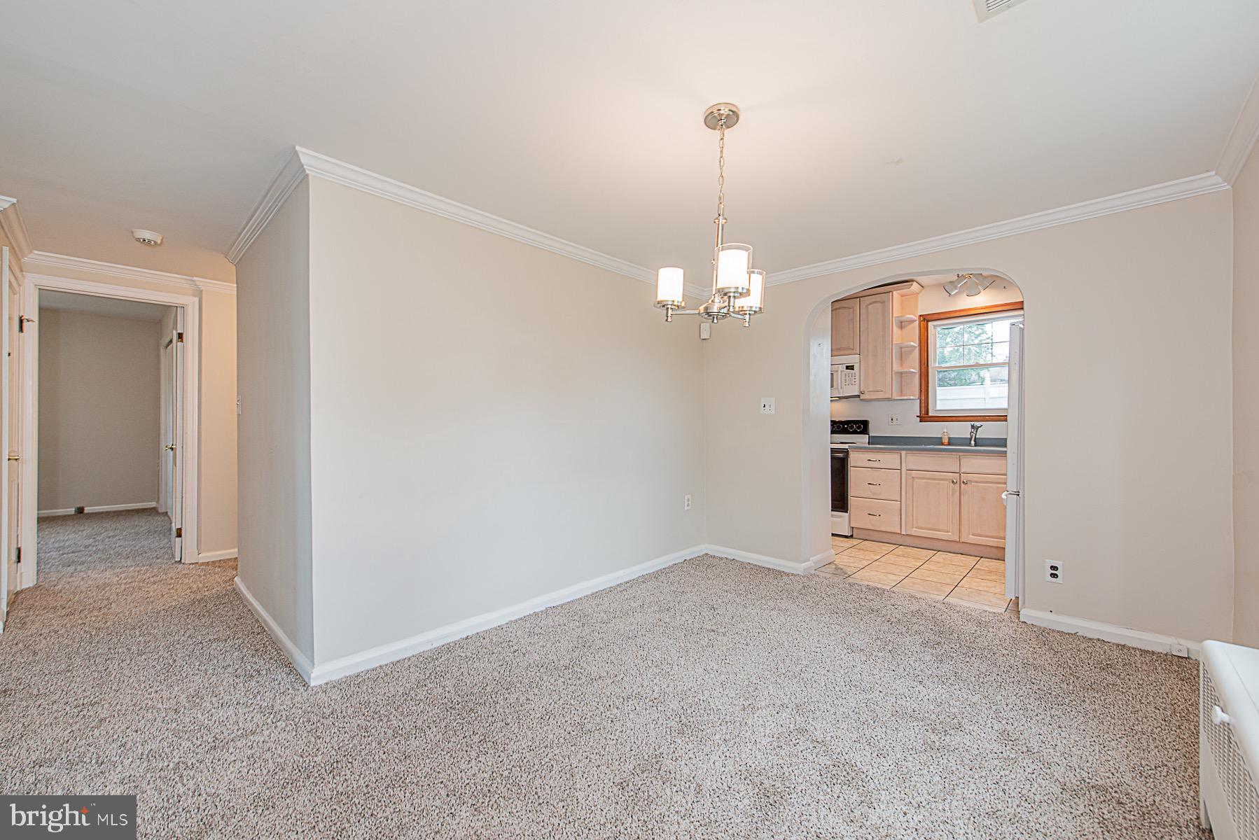 8024 Ridgely Oak Road Baltimore, MD 21234 - Photo 8 of 28
