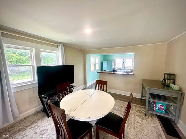 $279,899 | 514 East 2nd Street, Sheridan, IN 46069