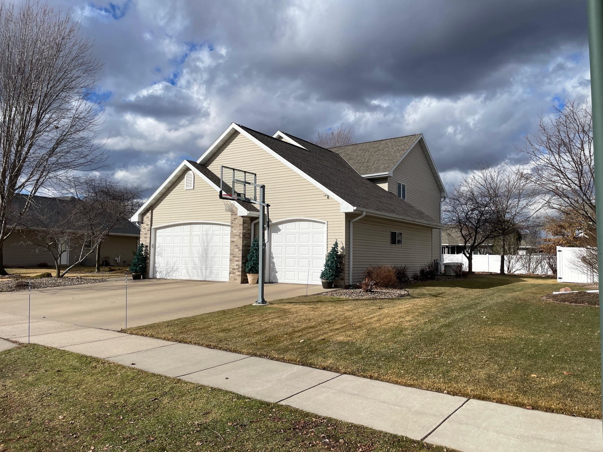 4226 East Appleseed Drive Appleton, WI 54913 - Photo 4 of 43