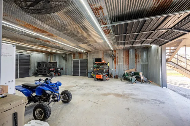 $1,049,000 | 17047 State Highway West, Goliad, TX 77963