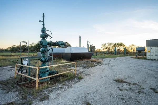 $1,049,000 | 17047 State Highway West, Goliad, TX 77963