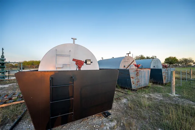 $1,049,000 | 17047 State Highway West, Goliad, TX 77963