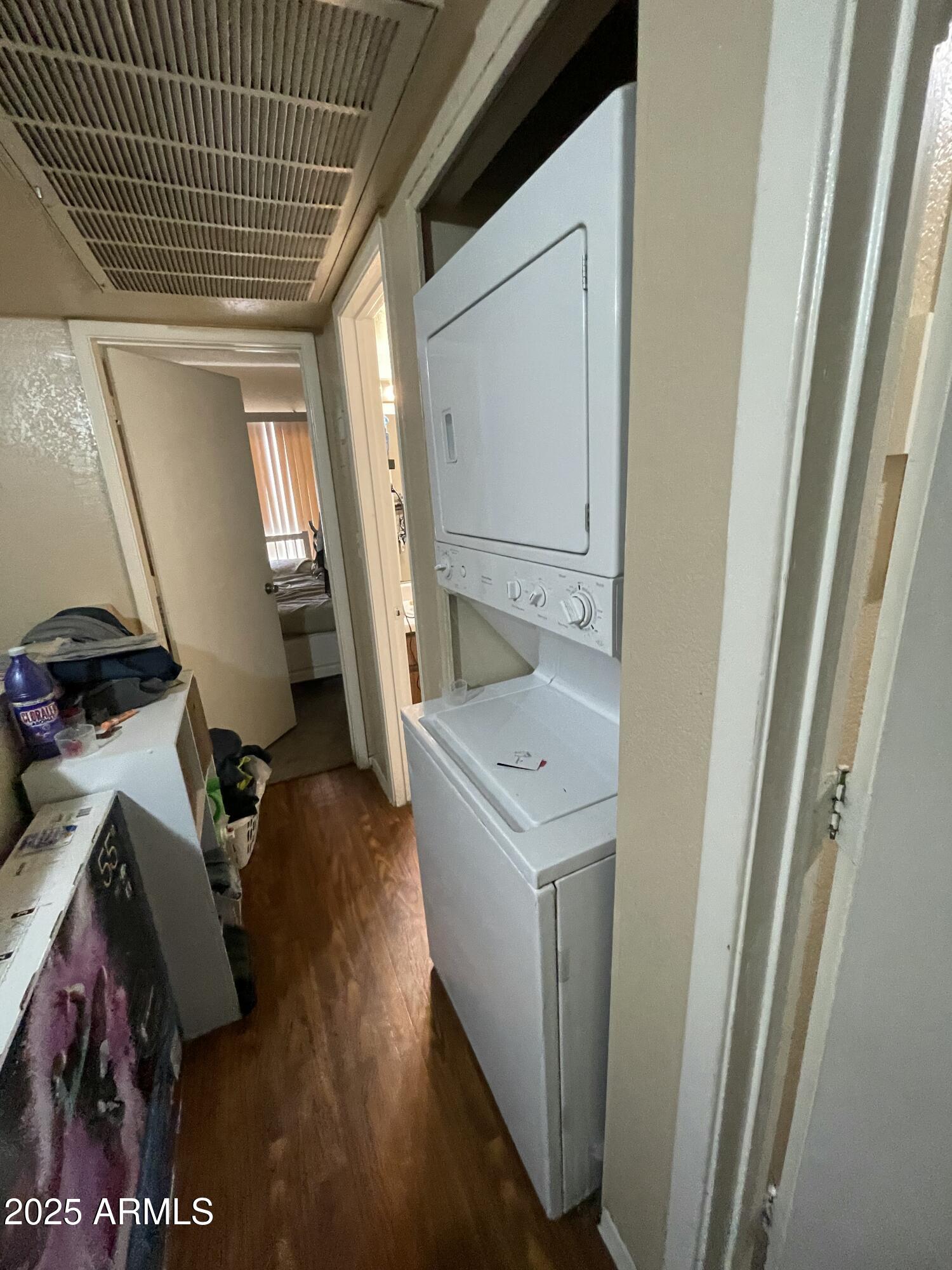 2822 East Kathleen Road Phoenix, AZ 85032 - Photo 9 of 30 a view of utility room