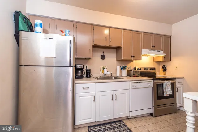 $335,000 | 444 State Street, East Greenville, PA 18041