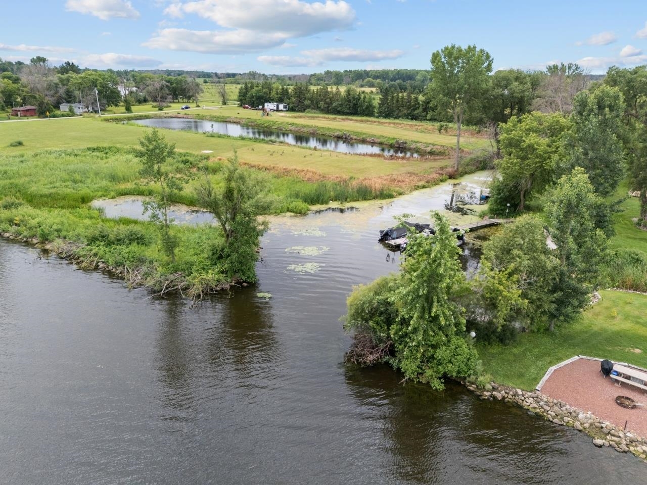 7196 La Belle Shore Road Winneconne, WI 54986 - Photo 12 of 21