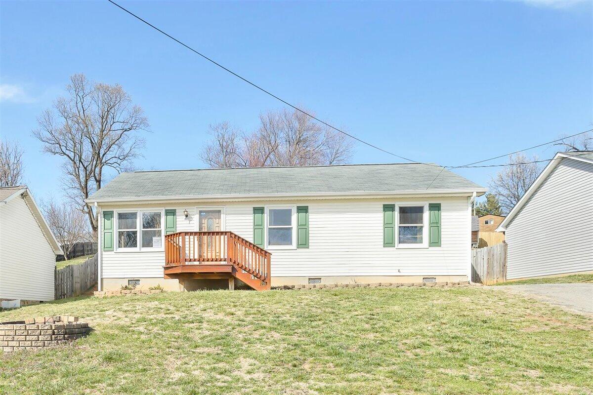 340 Raleigh Avenue Vinton, VA 24179 - Photo 1 of 29 Welcome