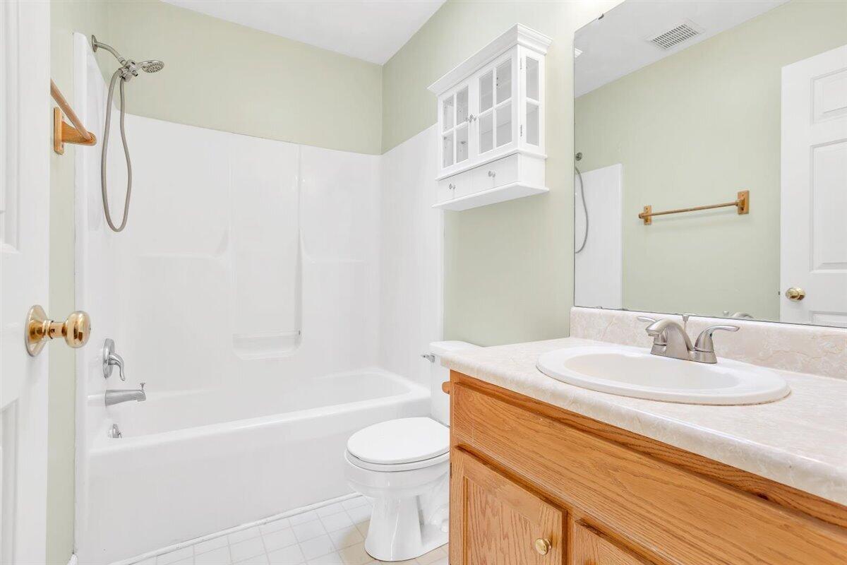 340 Raleigh Avenue Vinton, VA 24179 - Photo 15 of 29 Full Bath