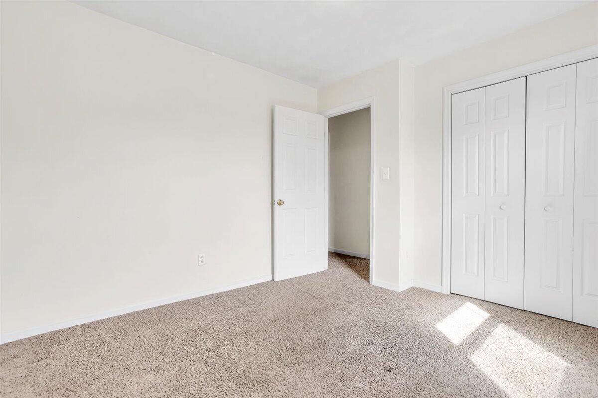 340 Raleigh Avenue Vinton, VA 24179 - Photo 25 of 29 Bedroom