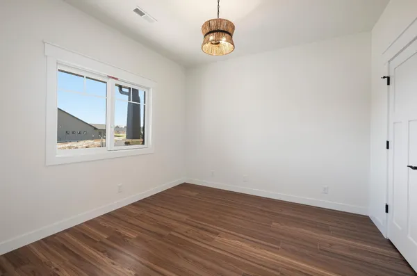 $509,200 | 1060 Legend Lane, River Falls, WI 54022