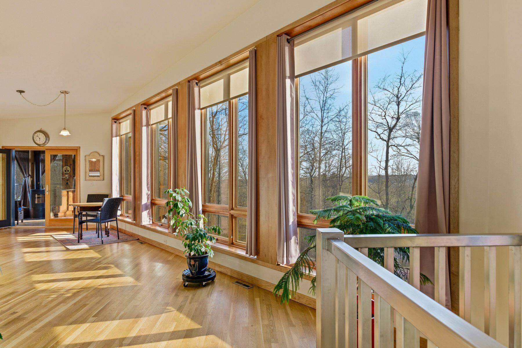 621 Violet Court Richfield, WI 53017 - Photo 5 of 43 Floor-to-Ceiling Windows