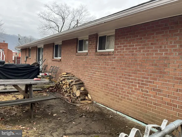 $289,000 | 11806 Bayberry Avenue, Cumberland, MD 21502