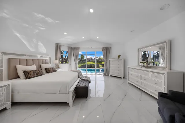 a view of a kitchen with washer and dryer